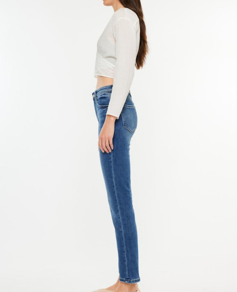 Cari jeans