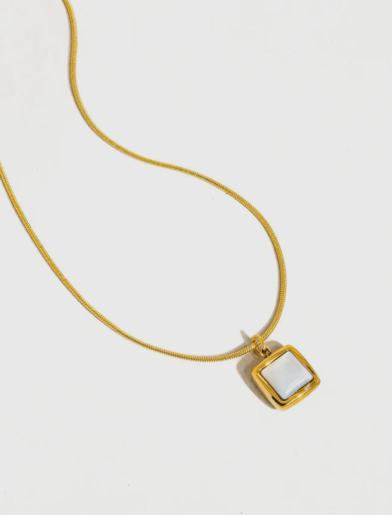 Berenice 18K non tarnish necklace