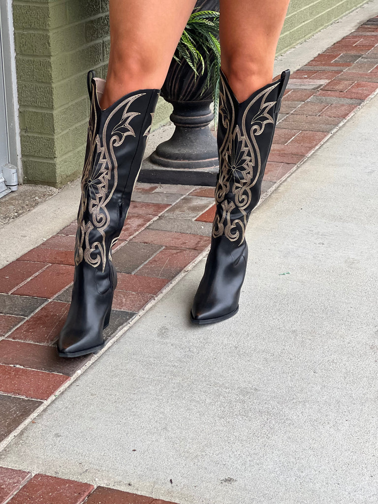Astrid cowgirl boots